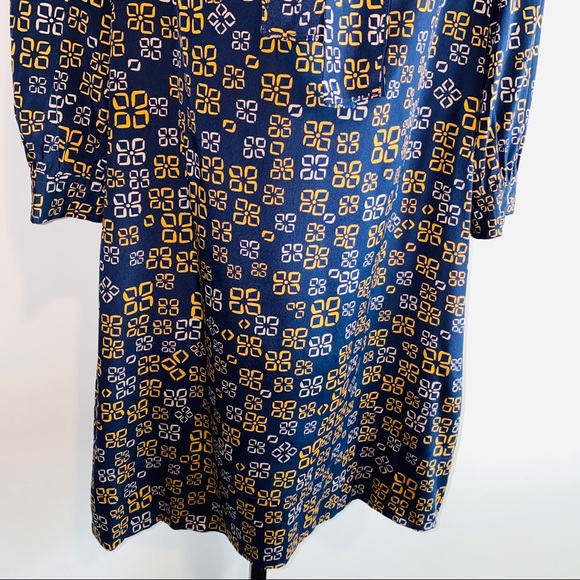 Vintage DKNY Navy Blue Silk Printed Neck Tie Dress with Pockets Size 6 - Picture 9 of 11
